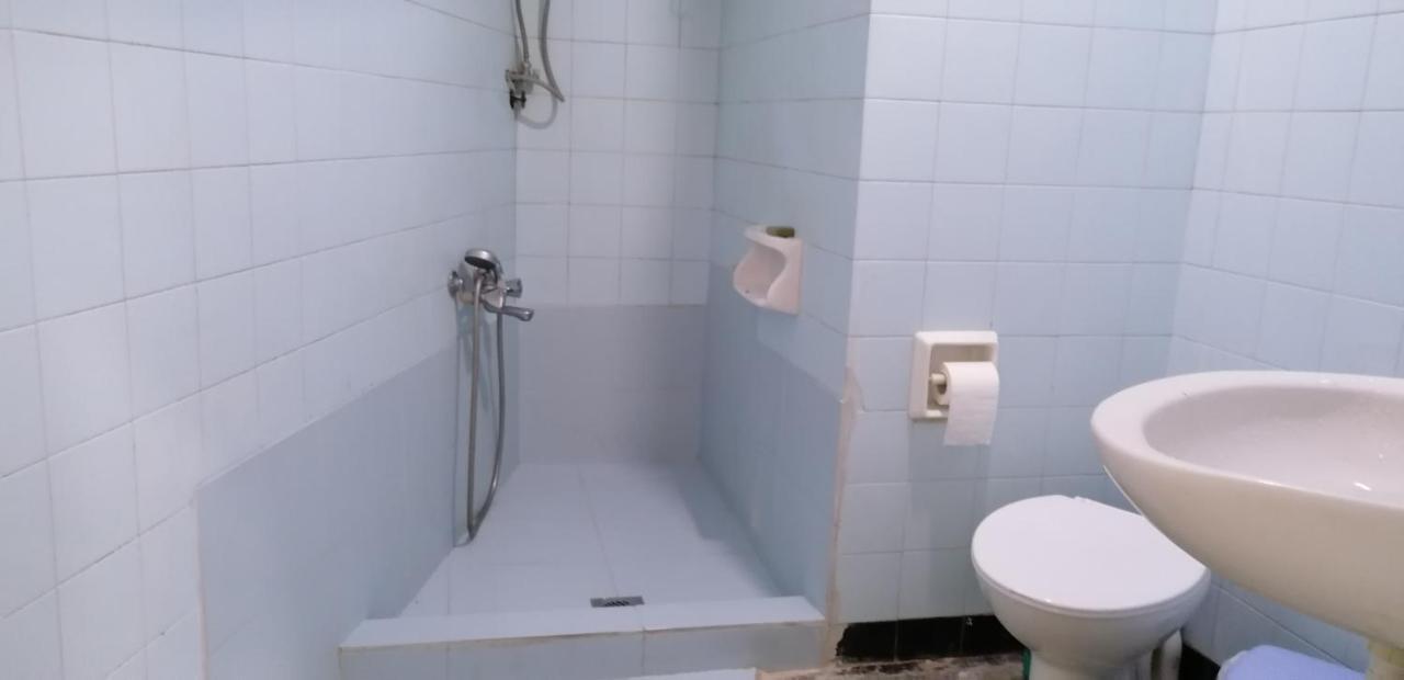 Shared Rooms Near Acropolis And Monastiraki 아테네 외부 사진