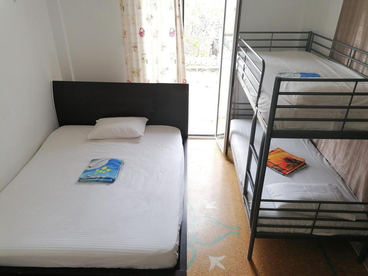 Shared Rooms Near Acropolis And Monastiraki 아테네 외부 사진